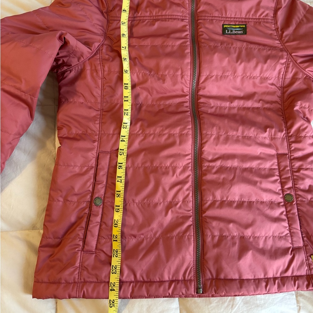 LLBEAN Mountain Classic Puffer Jacket - Picture 4 of 6